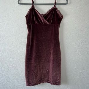 URBAN OUTFITTERS - BODY CON LACE DRESS - CHAMPAGNE COLOR - SMALL